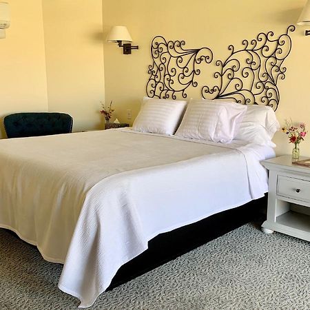 Annie'S Place Bed & Breakfast โบล์เดอร์ทาวน์ ภายนอก รูปภาพ