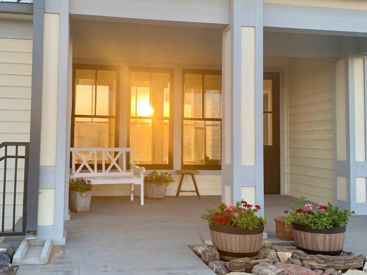 Annie'S Place Bed & Breakfast โบล์เดอร์ทาวน์ ภายนอก รูปภาพ