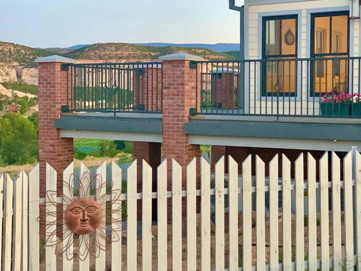 Annie'S Place Bed & Breakfast โบล์เดอร์ทาวน์ ภายนอก รูปภาพ